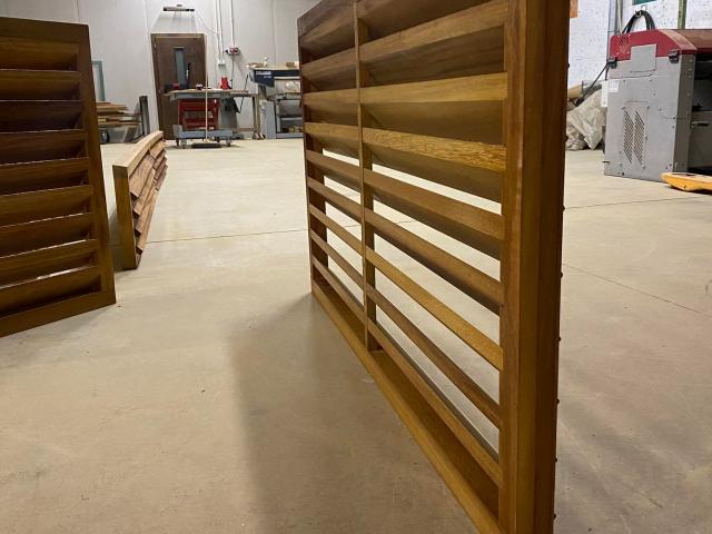 355037324 5772113979556196 3448193027540883695 N